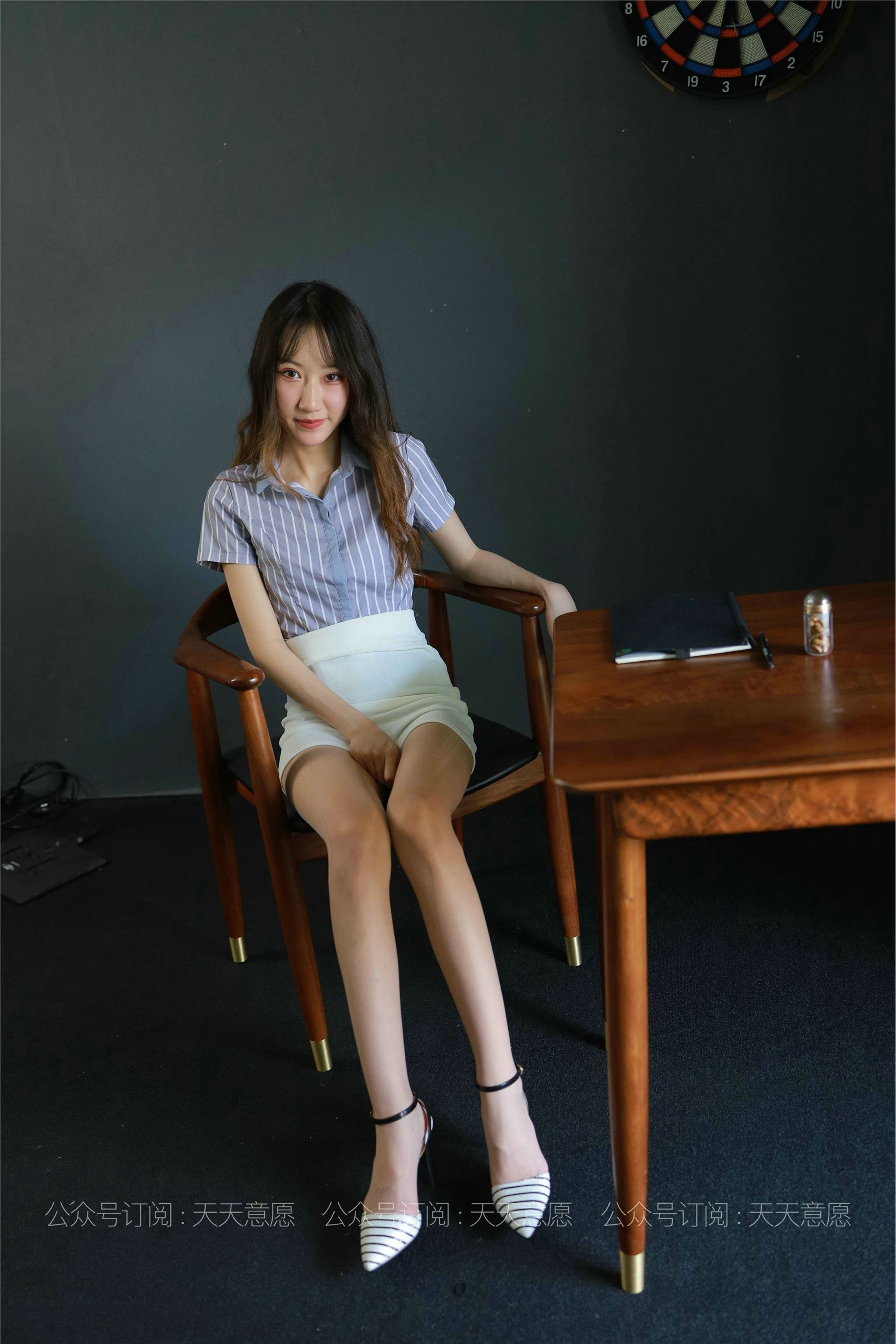 IESS异思趣向  2021.06.11 丝享家829：怡怡《长腿实习生》